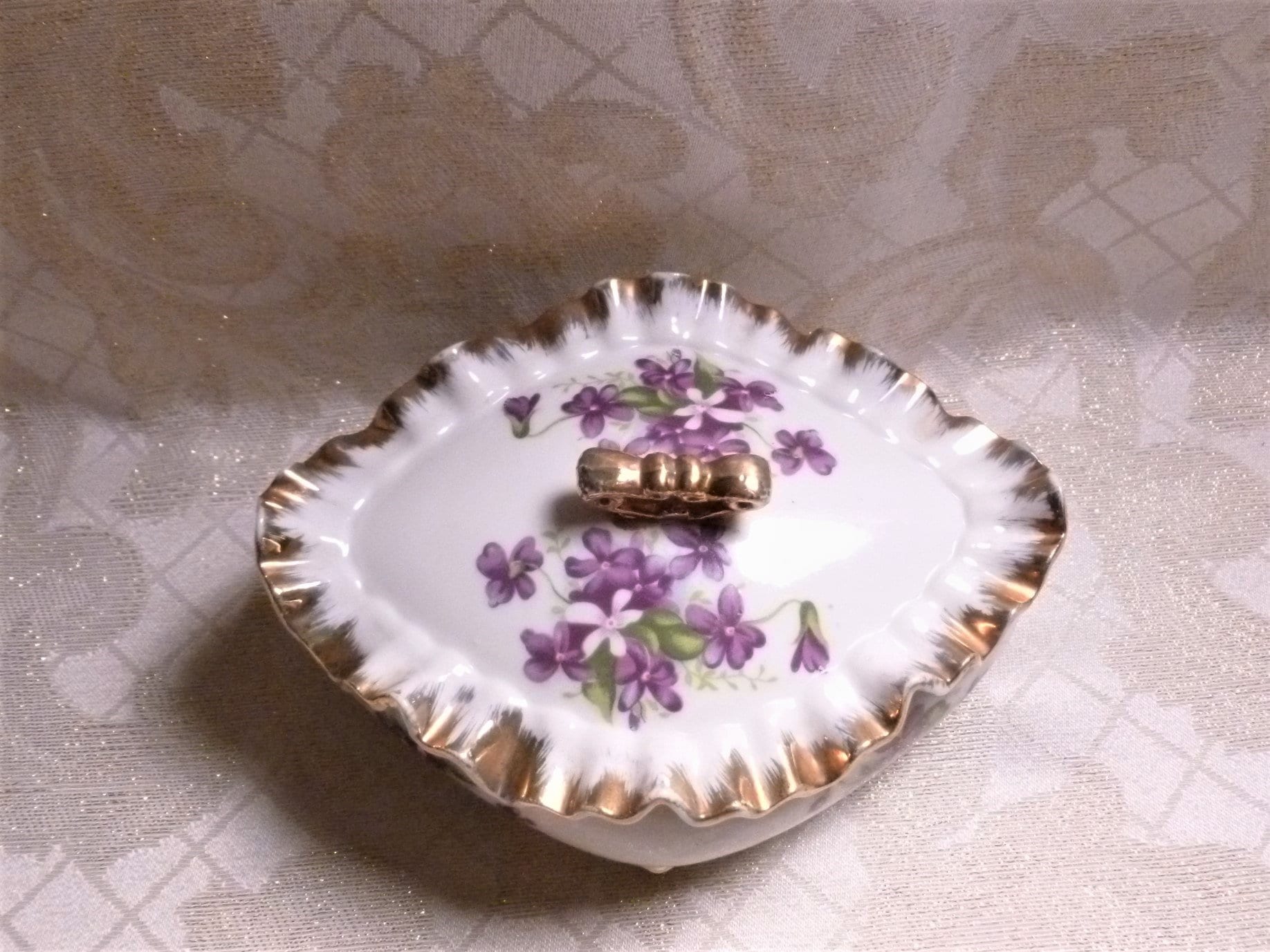 Violet Trinket Or Candy Dish With Lid Ruffled Edge Handpainted Violet Design Gold Trim Footed