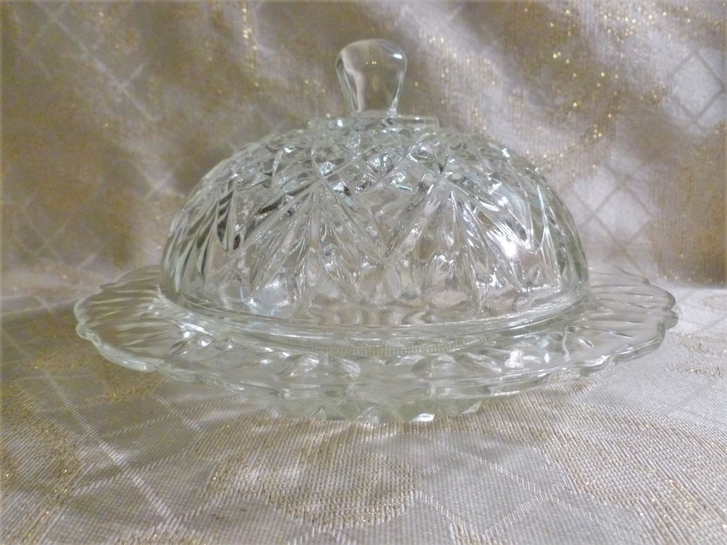Beautiful Glass Butter Dish With Lid Crystal Design Exceptional