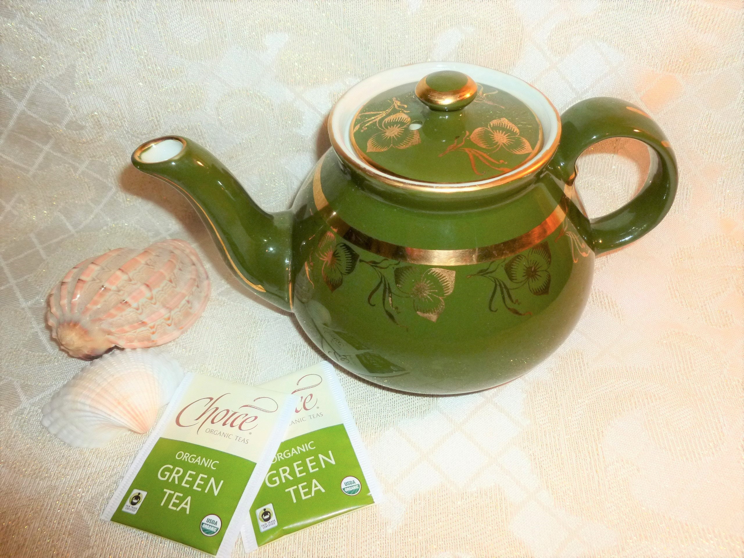 Carmel Collectibles Offers A Hall Teapot With Lid Lovely Green With