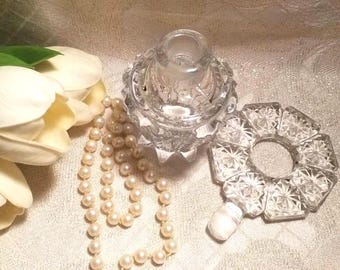 Vintage Perfume Bottle With Large Stopper Elegant Glass Design And Always FREE Domestic SHIPPING
