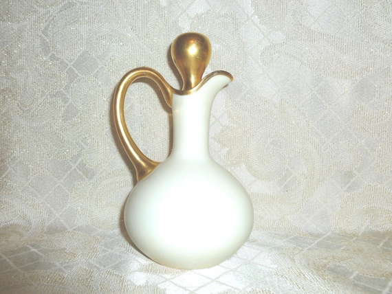 Cruet Bavaria Germany Vintage White Porcelain Golden Trim With Stopper Smooth Glaze Finish Excellent Display Always FREE Domestic SHIPPING