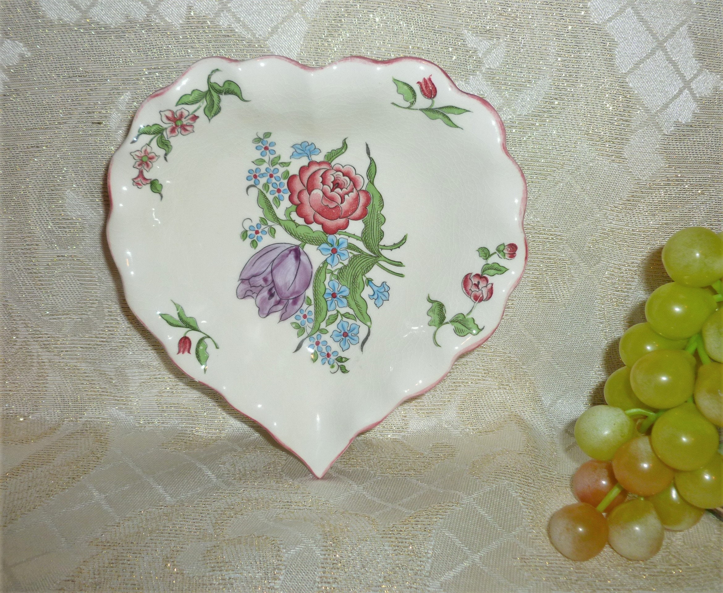 Vintage Ceramic Heart Pretty Floral Design Trinket Dish Candy Dish