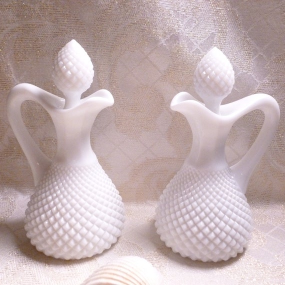Westmoreland Diamond Point English Hobnail Cruets With Stoppers Wedding Table Accessories Westmoreland Handcrafted Cruets Special Occasion