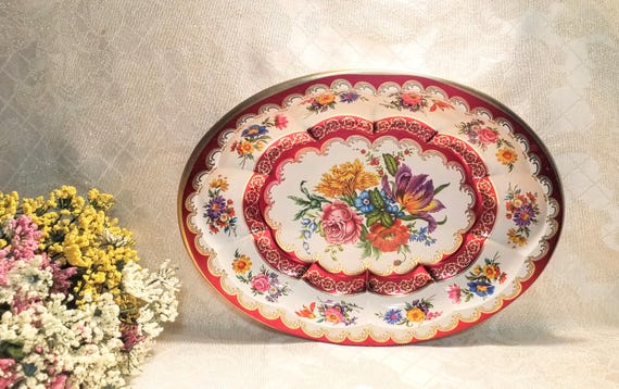 Daher Ware Decorated Metal Plate Made In England and Decorated In Long Island Always FREE Domestic SHIPPING