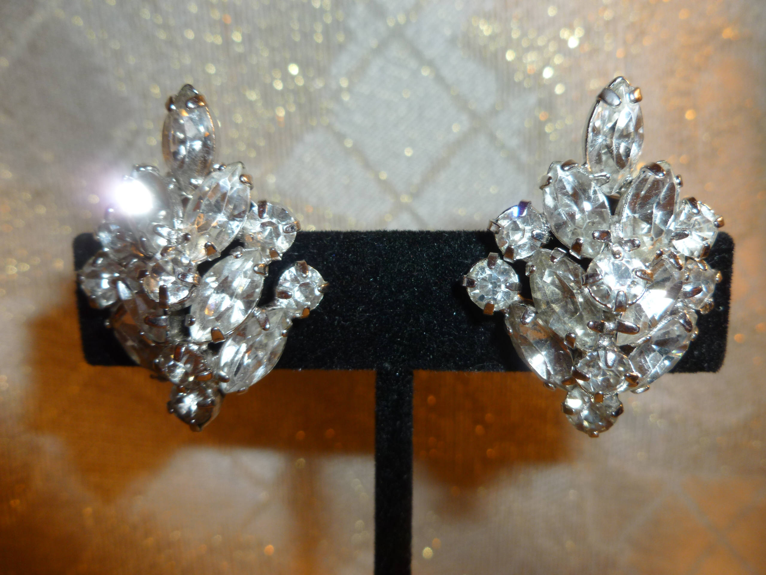 Vintage Clear Rhinestone Clip On Earrings Multiple Size Rhinestones ...