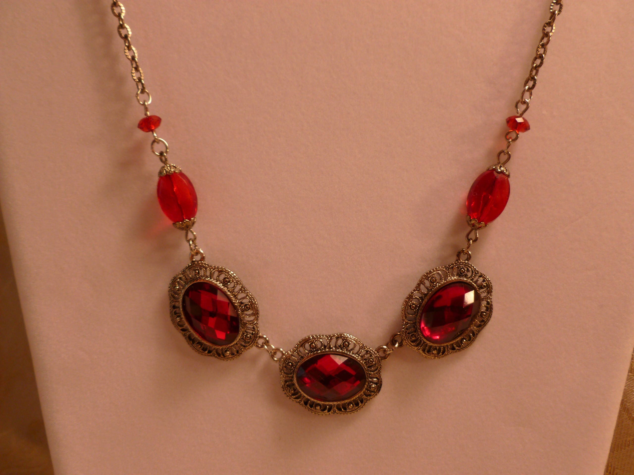 Vintage Elegant Red Crystal Necklace From The 1928 Jewelry Company ...