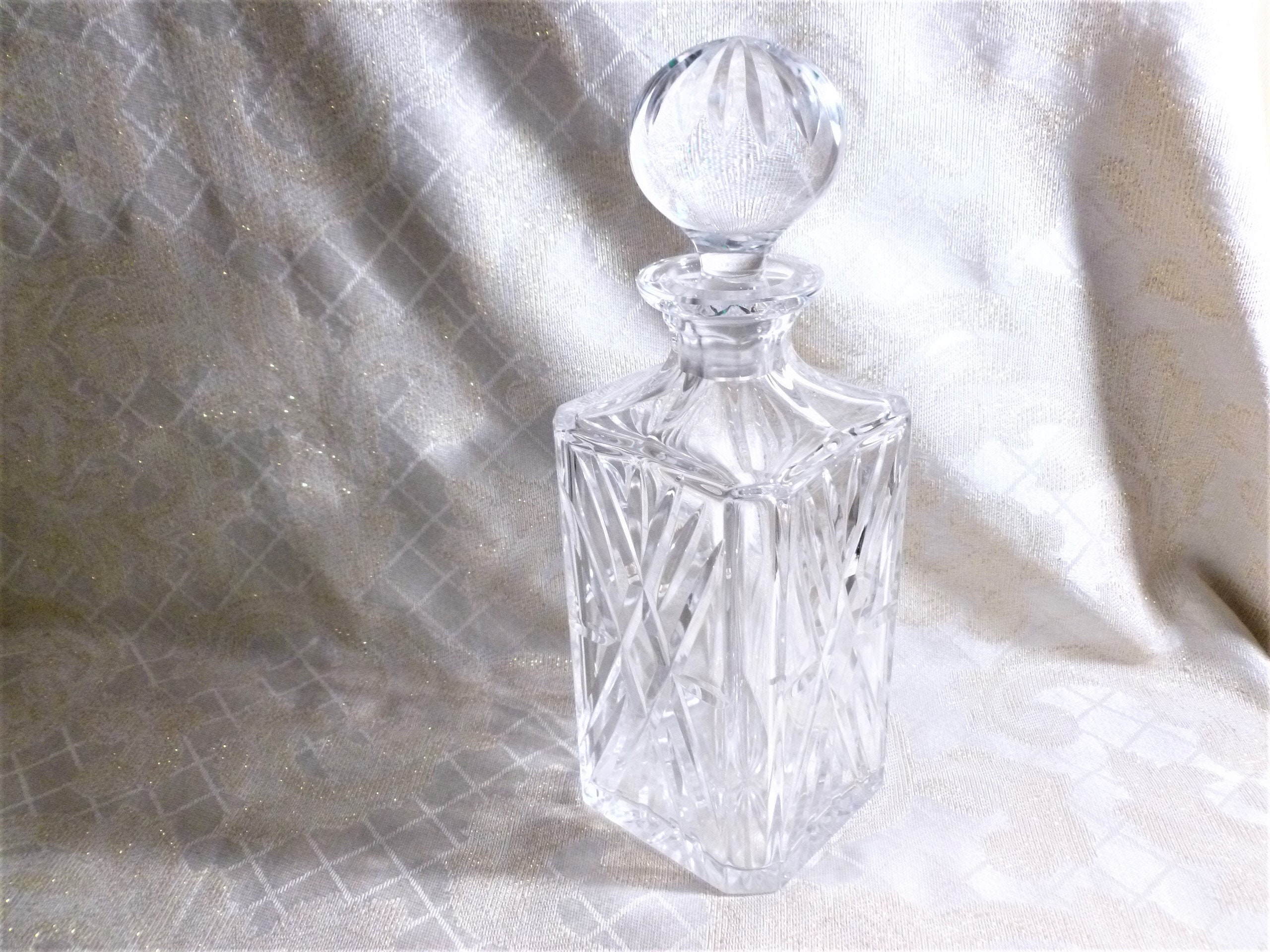 Vintage Crystal Decanter With Stopper Elegant Design Exceptional