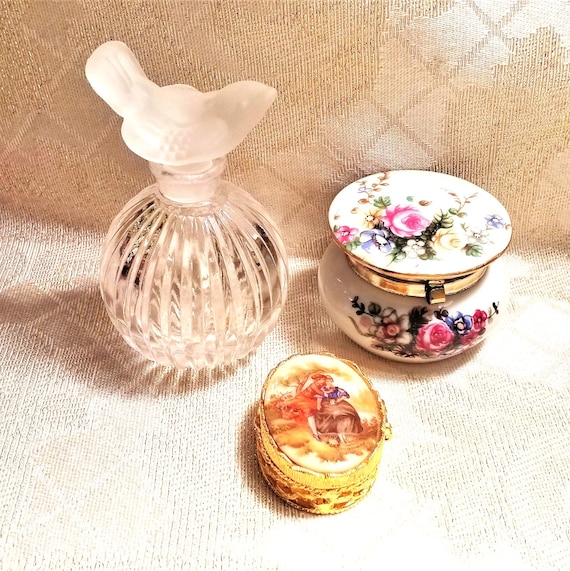 Vintage Perfume Bottle With Little Bird Stopper Two Vintage Trinket Jars Hinge Lids Courting Design And Floral Always FREE Domestic SHIPPING