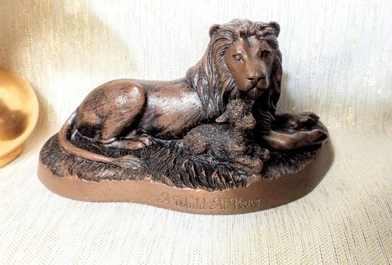 Hallmark Little Gallery Collectible Rare Gian Lorenzo Bernina Style Of Lion And Lamb Sculpture A World At Peace FREE Domestic SHIPPING