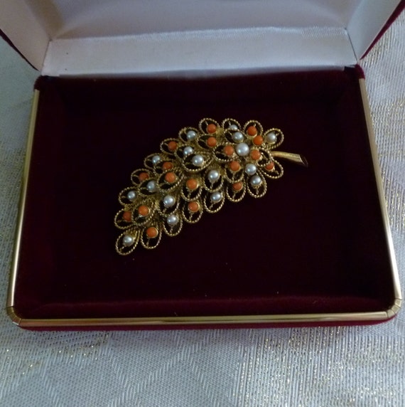 Vintage Large Brooch With Mini Pearl And Coral St… - image 6