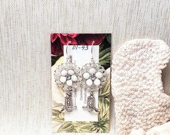 Earrings Beautiful Sweet Country Style Flowers And Silver Boot Charms Buy Any 2 Pair Get Third Pair Free Always FREE Domestic SHIPPING