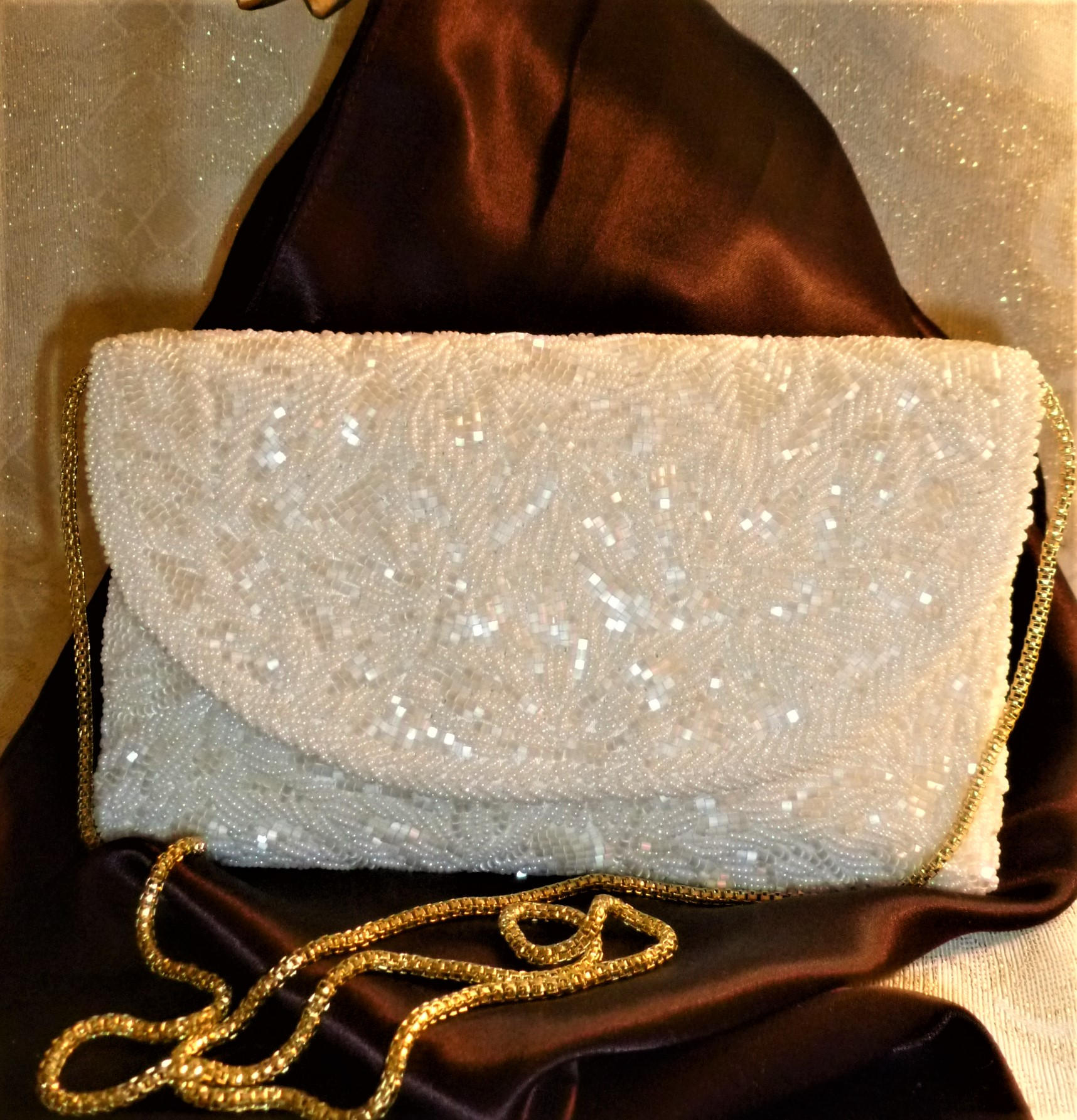 Vintage La Regale LTD White Beaded Evening Bag With Gold 