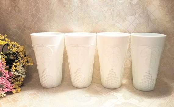 Indiana Glass Harvest Grape Tumblers 1950s Ideal Wedding Glassware Perfect For Ice Tea Set Of Four Always FREE Domestic SHIPPING