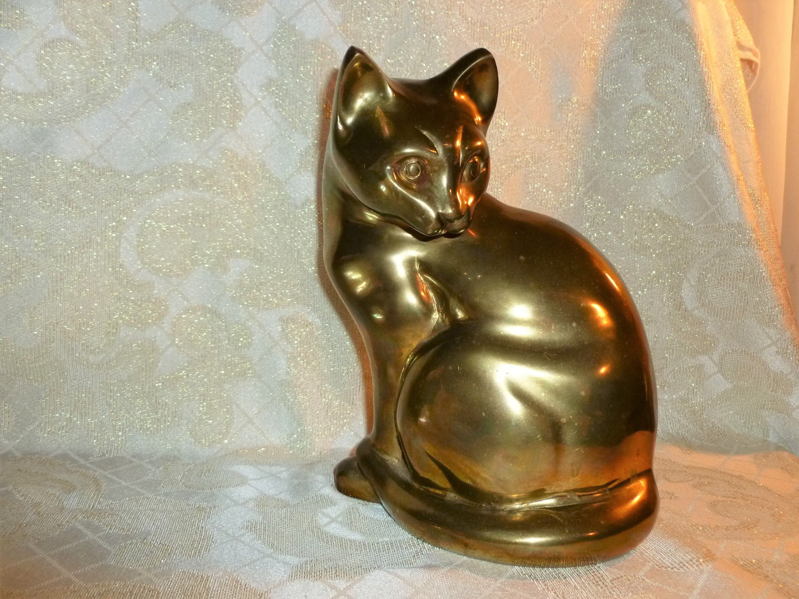 Vintage Large Brass Cat With Excellent Detail Classic Cat Expression
