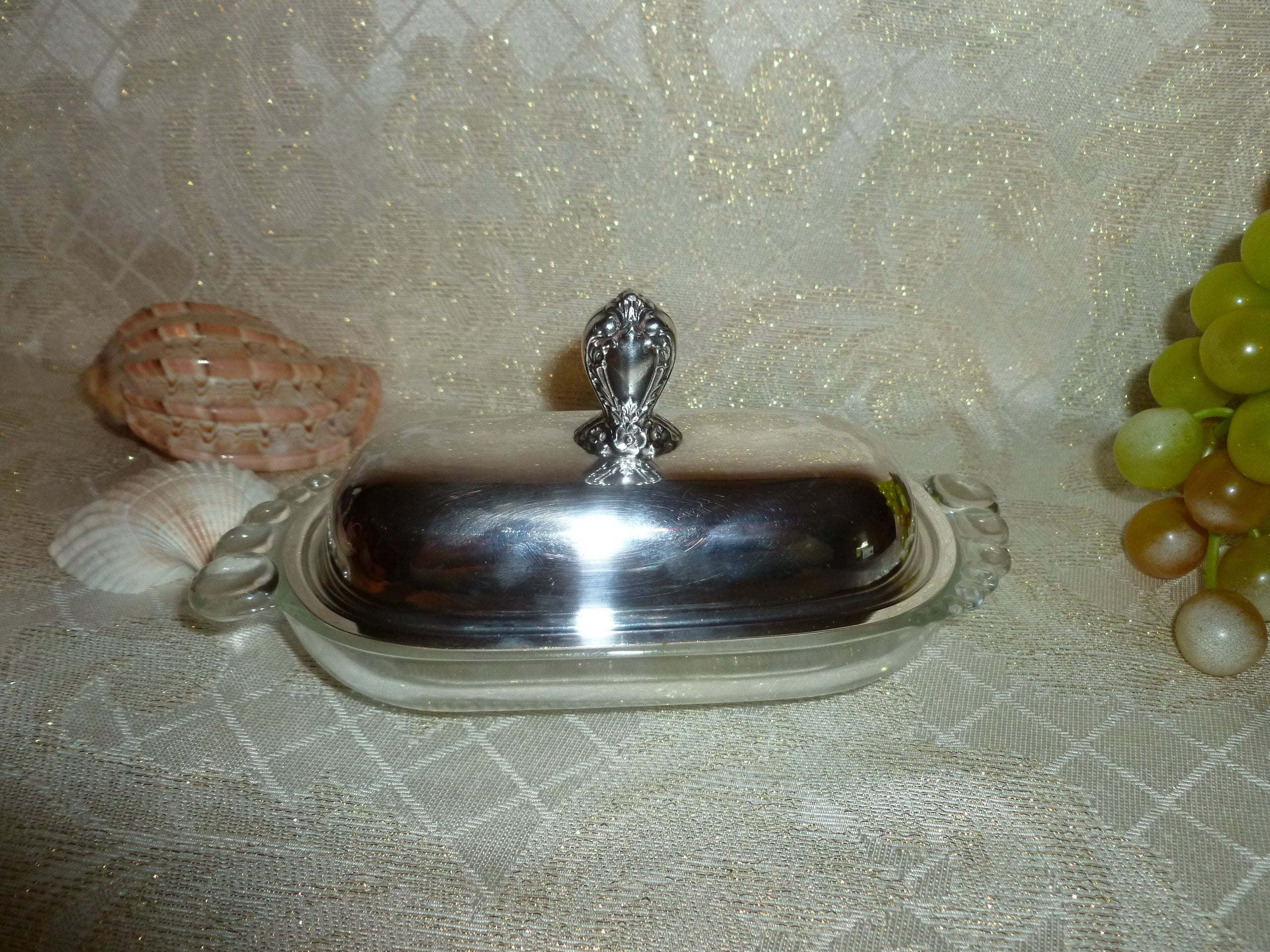 Vintage Butter Dish Rogers Bros 1847 IS Lid Heart Finial Stainless