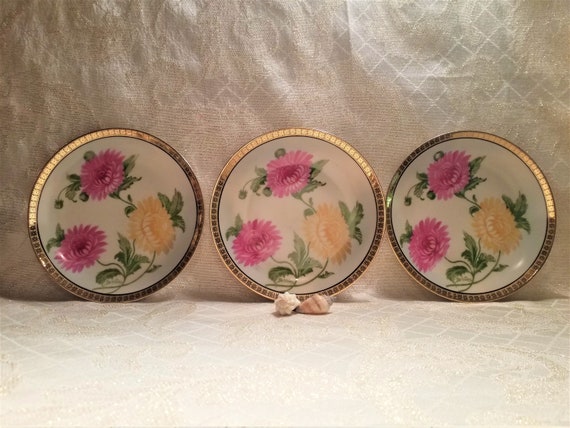 De Vries Signed Vintage Z S And Co Salad Or Desert Plates Gorgeous Handpainted Floral Beautiful Mums Gold Trim Always FREE Domestic SHIPPING