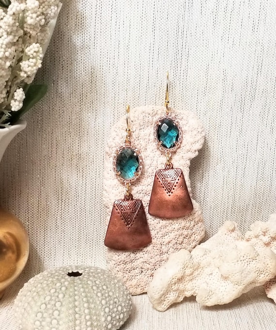 Handcrafted Copper Earrings Teal Crystal Elegant Design Ideal Gift Jewelry Only One Pair Always FREE Domestic SHIPPING