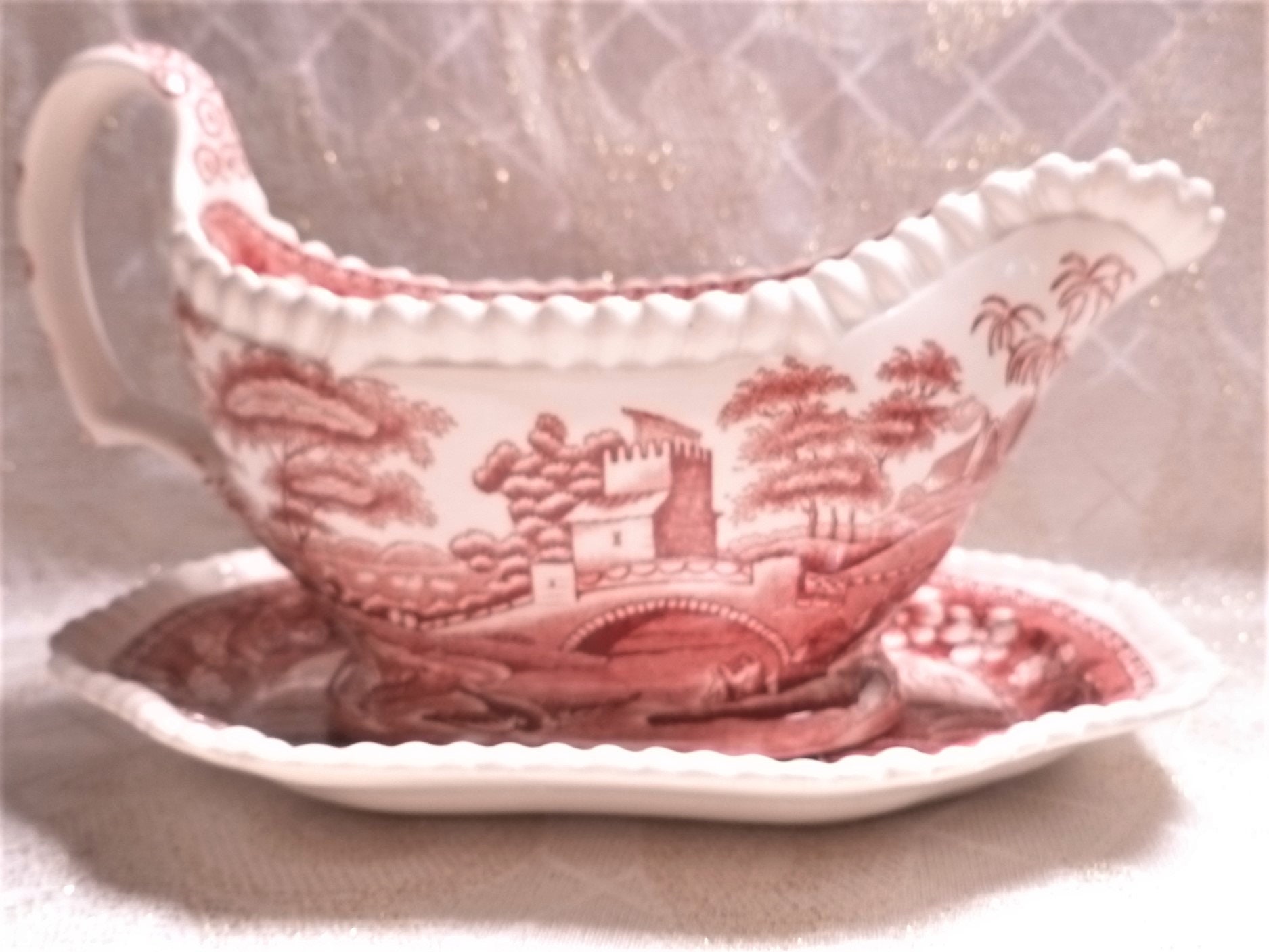 Spode Copeland 1940s China Spodes Tower Red And White Two Piece Gravy
