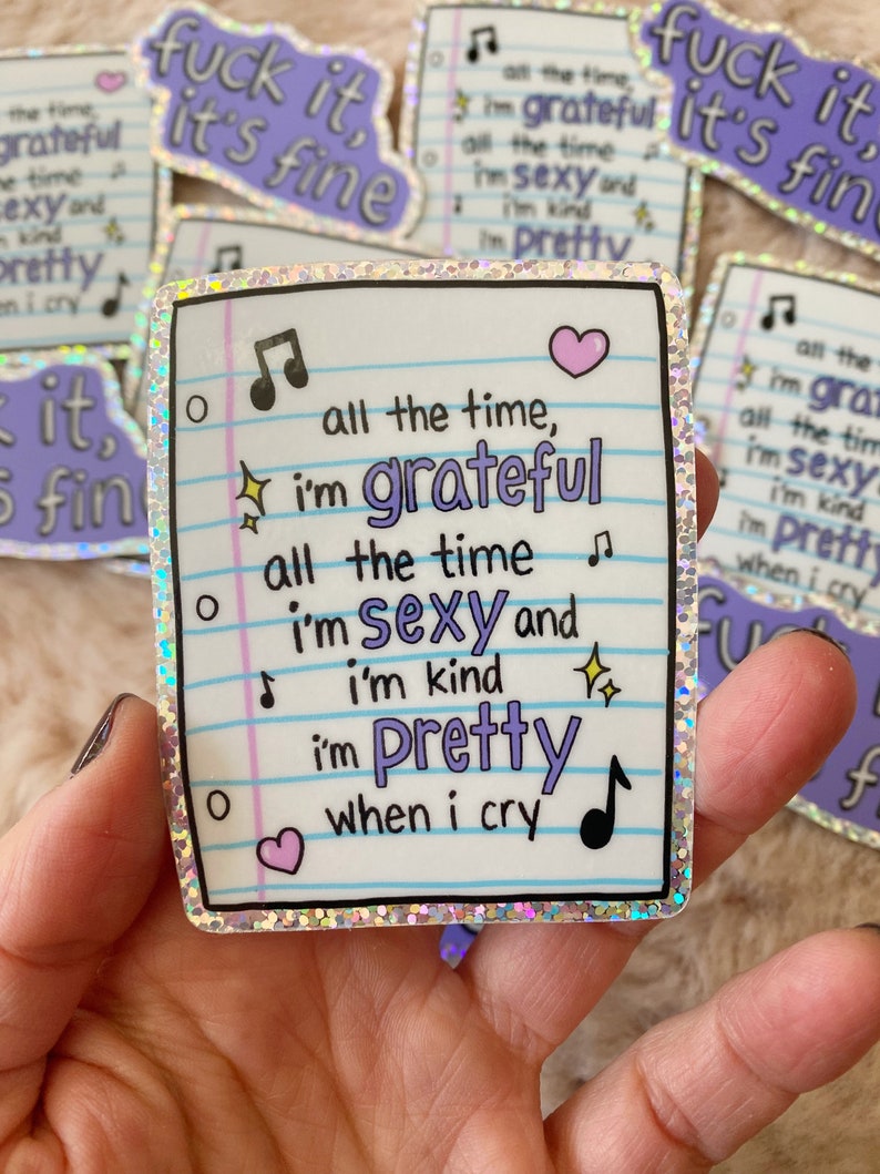 Pegatina de afirmación de perra totalmente americana, pegatina de vinilo con purpurina inspirada en Olivia Rodrigo, papel para cuaderno imagen 1