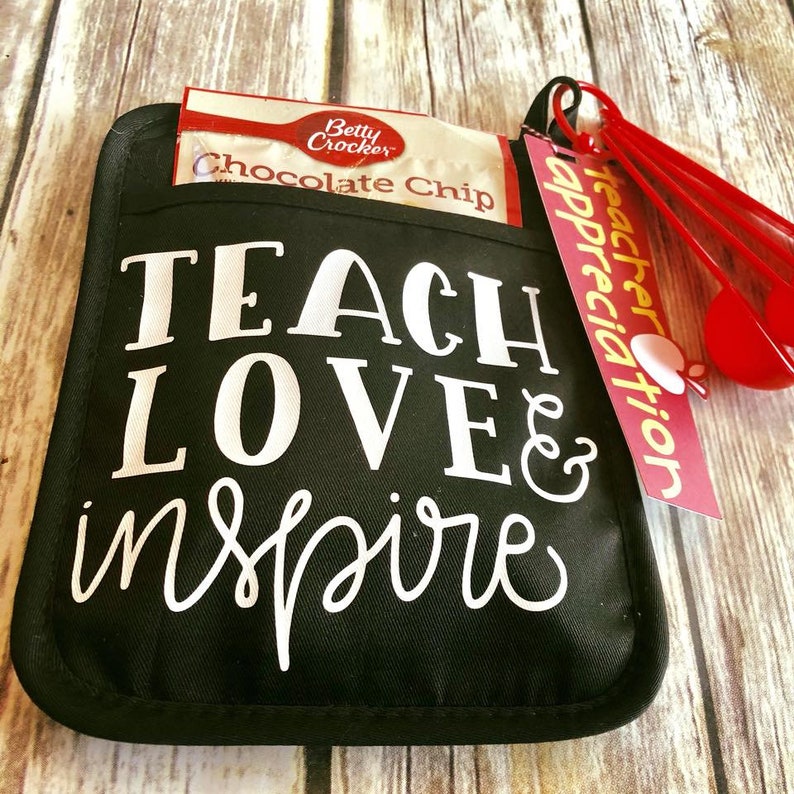 Girl Scout Leader Teaching Gifs Elementary Teacher Teach Love Inspire Teacher Appreciation Potholder Gift Set