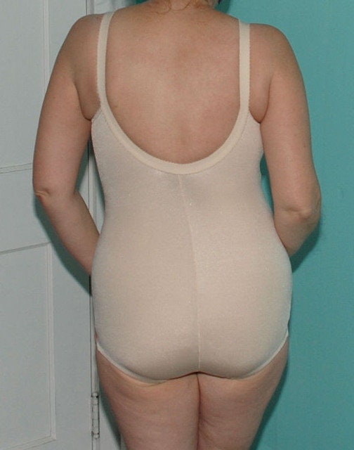 New Vintage Playtex Free Spirit Moderate Control Wire Free Body Briefer  Body Beige 36C -  Finland