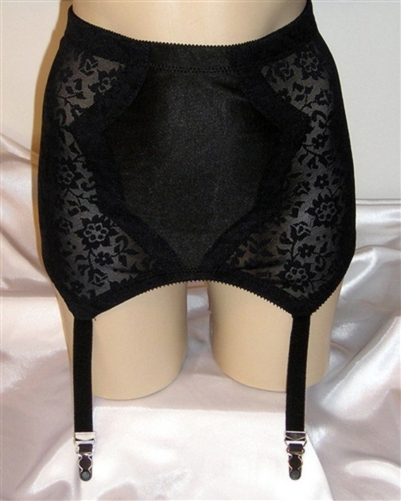 New Vintage Crown-ette Full Freedom Firm Control Lace Open Bottom