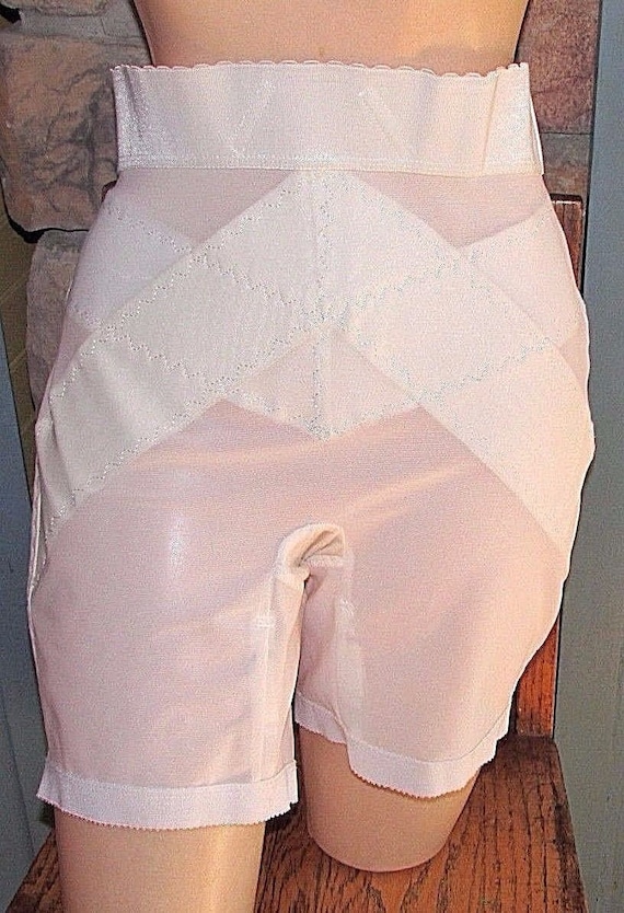 Vintage New Crown-ett's Cuffed Firm Control Power Band Long Leg Girdle With  Garters White Large 2930 -  Denmark