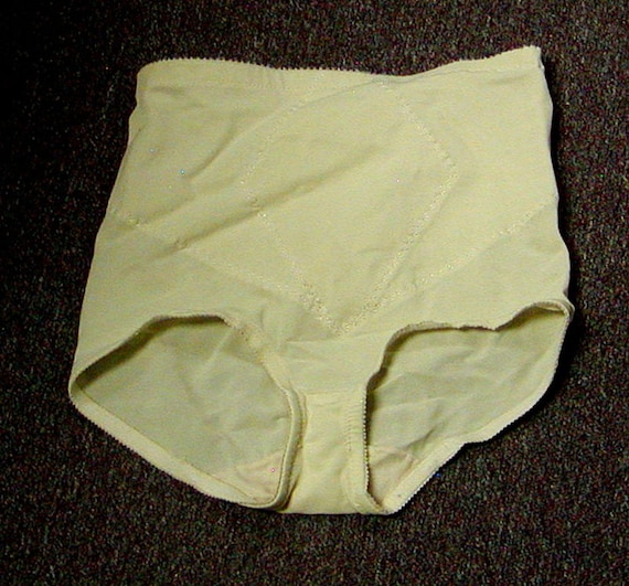 Flexees, Intimates & Sleepwear, Flexees Maidenform Brown High Waist Panties  Underwear Size M