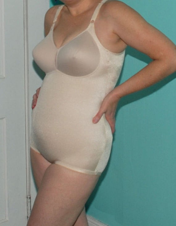 New Vintage Playtex Free Spirit Moderate Control Wire Free Body Briefer  Body Beige 34C -  Singapore