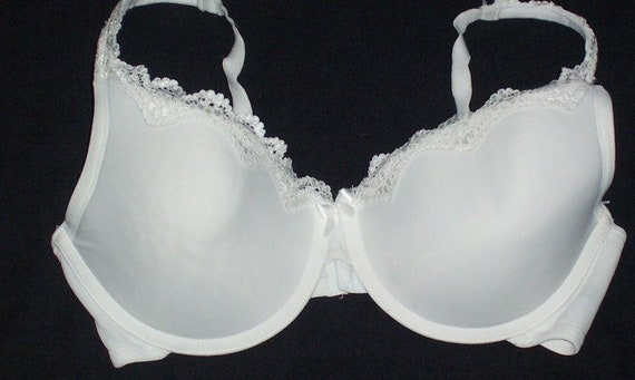 Vinatge New Fruit of the Loom Underwire Mystique Balconet Push up Bra White  42D -  UK