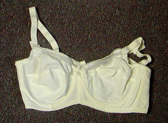 Vintage New With Tags Bali Satin Tracings Full Support Minimizer