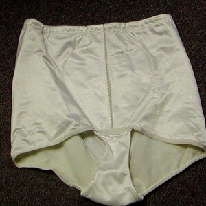 Vintage New Playtex I Can't Believe It's A Girdle Firm Control Panty Girdle  Brief Snow White X Large 3132 -  Canada