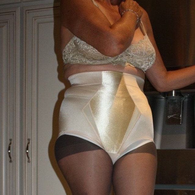 Older Women In Panties