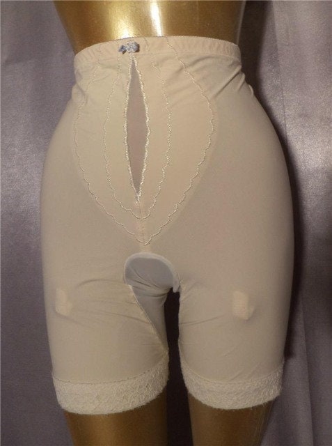 Vintage Deadstock Playtex 18 hour long leg panty girdle UK 20