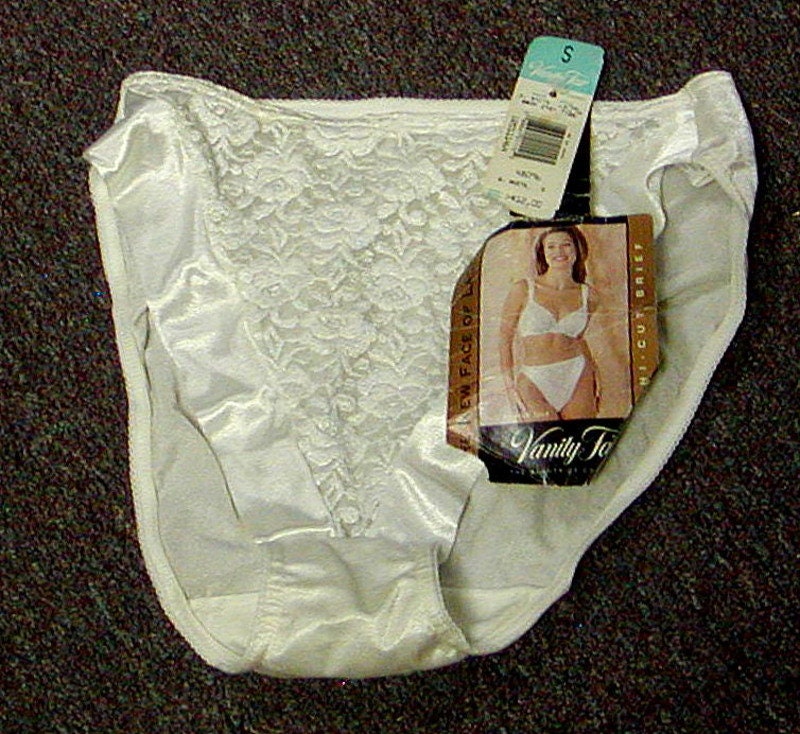 Vinatge New Vanity Fair The New Face of Lace Hi Cut Panty Brief White Size  5 (Small)