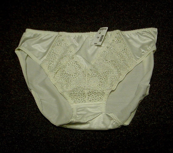 Breezies~Set 5~Comfort First Cotton Hi-Cut Brief~Medium~Basic