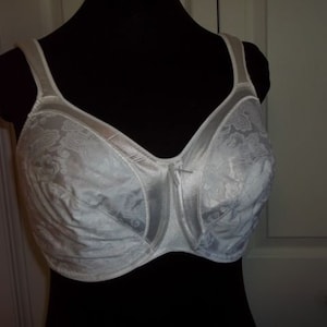 Vintage New With Tags Bali Satin Tracings Full Support Minimizer Underwire  Bra Rosewood beige 38D 
