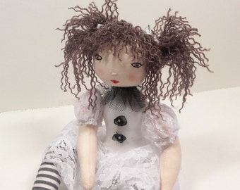 Rag doll sewing pattern– Instand PDF download in English and french – Number 19