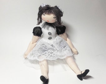 Rag doll sewing pattern– Instand PDF download in English and french – Number 23