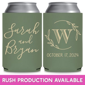 Wedding Favors for Guests in Bulk Personalized Wedding Can Coolers Classic Wedding Favor Ideas Wedding Party Gifts With Wedding Monogram 8A imagen 1