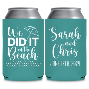 Wedding Can Coolers We Did It on the Beach Wedding Favors for Guests in Bulk Wedding Party Gift Bags for Guests and Coastal Wedding Decor 1B immagine 2