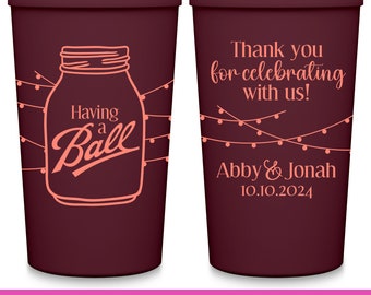 Wedding Cups Rustic Wedding Favors With Hanging Lights Custom Cups Barn Wedding Party Favors for Guests Boho Weddings Decor Having A Ball 1A