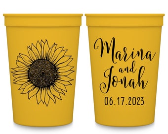 Sunflower Wedding Cups Rustic Wedding Favors for Guests in Bulk Personalized Party Cups Barn Wedding Party Gifts Country Wedding Decor 1B