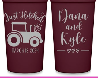 Wedding Party Cups Funny Wedding Favors For Guests in Bulk Custom Party Cups Country Wedding Party Gifts for Wedding Guests Just Hitched 1A