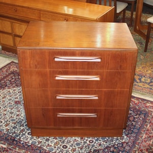 Mid Century Modern G Plan Teak Wood Chest of Drawers | Vintage 4-Drawer Dresser