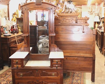 American Antique Eastlake Victorian Mahogany Bedroom Set Full size Bed & Dresser