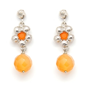 Sterling Silver Dainty Earrings with Carnelian Stone and Agate Bead, Flower Shaped Earrings, Carnelian Dangle Earrings, Birthstone Earrings