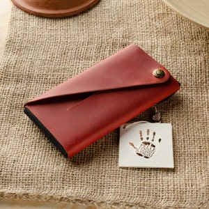 iPhone 16 case, wallet, iPhone 16 Pro cardholder, red Italian Crazy Horse leather minimalist iPhone 16e 16 Plus case iPhone 15 Pro Max cover