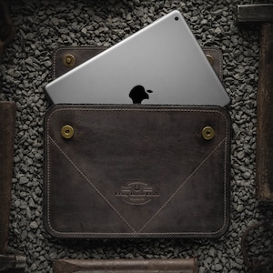 NUOVA custodia in pelle 2025 M3 per iPad Air da 13 pollici, custodia per iPad 11, custodia grigia per iPad Pro 13, portapenne in feltro di lana, borsa in pelle Crazy Horse per iPad 10.9