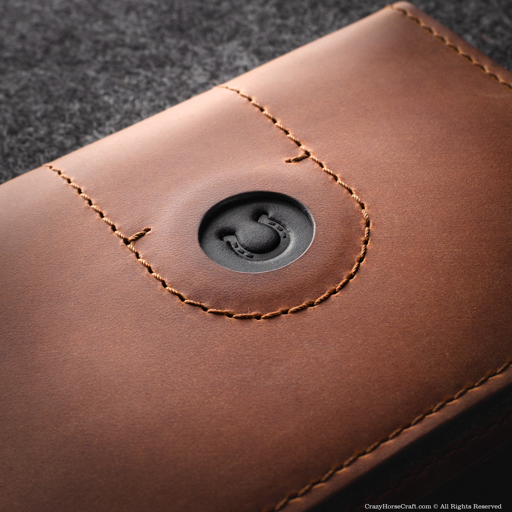 Funda billetera Airtag vegetal curtida cuero italiano viaje pasaporte soporte para tarjetas - Imagen 8 de 16